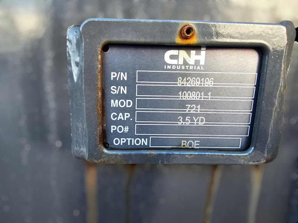 New Loader bucket Case 84269196: picture 8