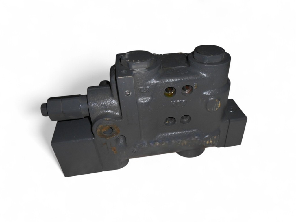 Case KRV2801 - KBV1858 - Hydraulic valve for Construction machinery: picture 2 Case KRV2801 - KBV1858 - Hydraulic valve for Construction machinery: picture 2