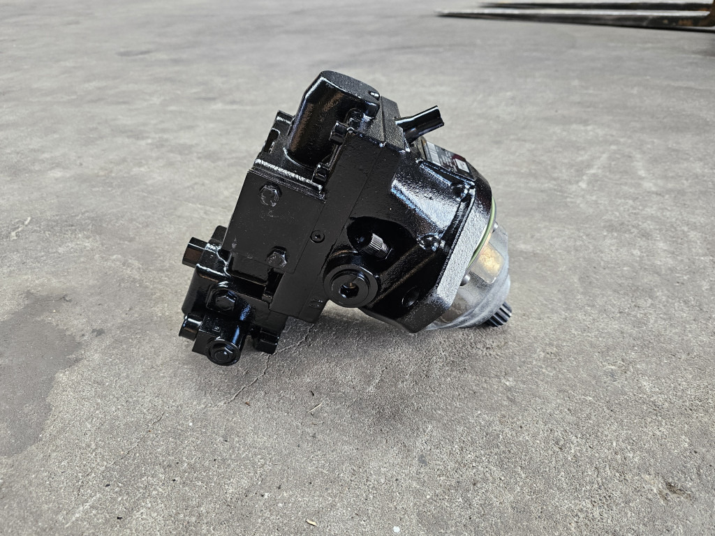 Case ND135694 - 51C060-1-RD1N - Hydraulic motor for Construction machinery: picture 1 Case ND135694 - 51C060-1-RD1N - Hydraulic motor for Construction machinery: picture 1