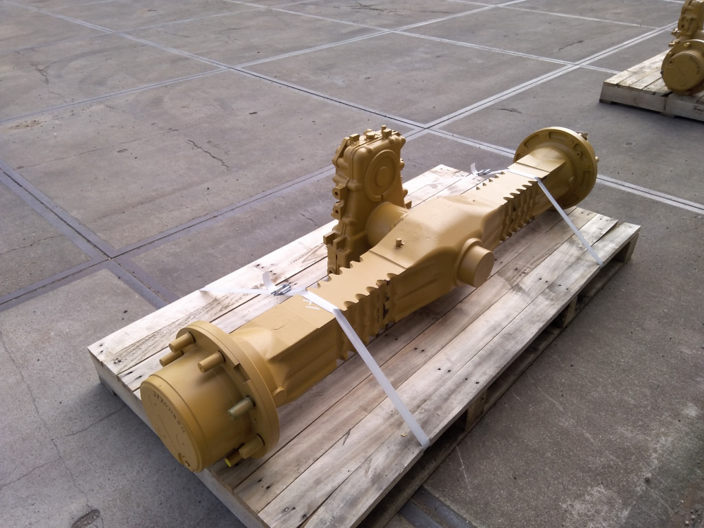 Caterpillar 2628641 - Rear axle for Construction machinery: picture 3 Caterpillar 2628641 - Rear axle for Construction machinery: picture 3