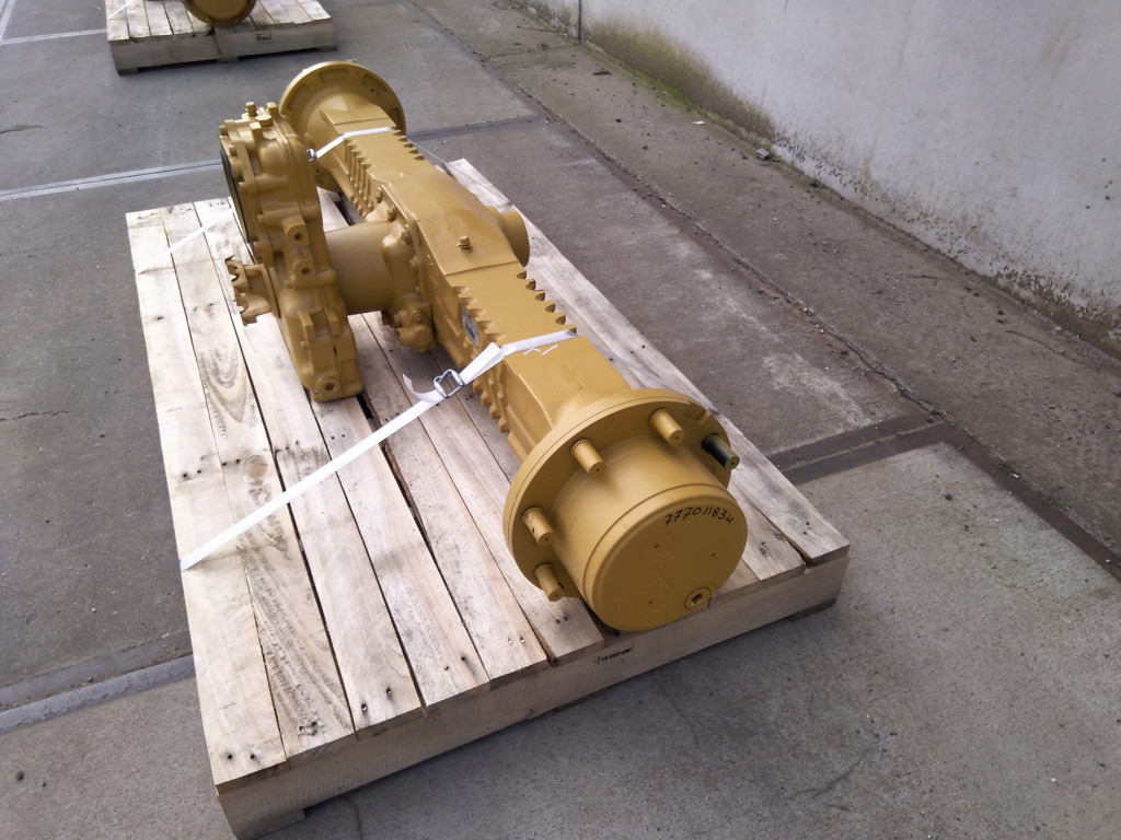 Caterpillar 2628641 - Rear axle for Construction machinery: picture 2 Caterpillar 2628641 - Rear axle for Construction machinery: picture 2