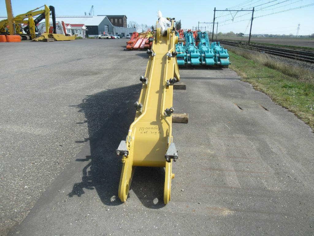 Caterpillar 319DL - - Boom for Construction machinery: picture 2 Caterpillar 319DL - - Boom for Construction machinery: picture 2