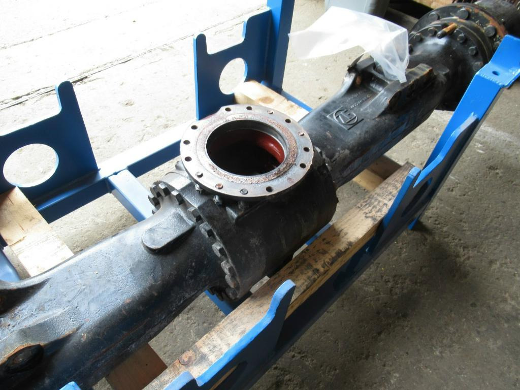 Caterpillar 3311410 - Rear axle for Construction machinery: picture 5 Caterpillar 3311410 - Rear axle for Construction machinery: picture 5