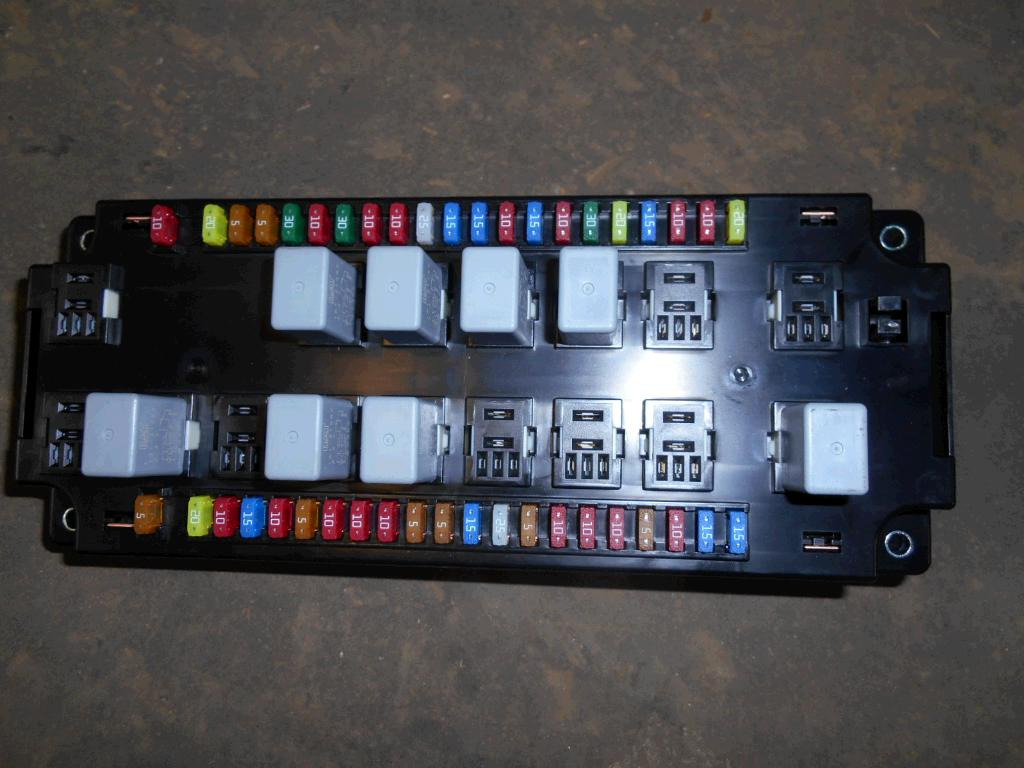 Caterpillar 3778061X - Fuse for Construction machinery: picture 2 Caterpillar 3778061X - Fuse for Construction machinery: picture 2