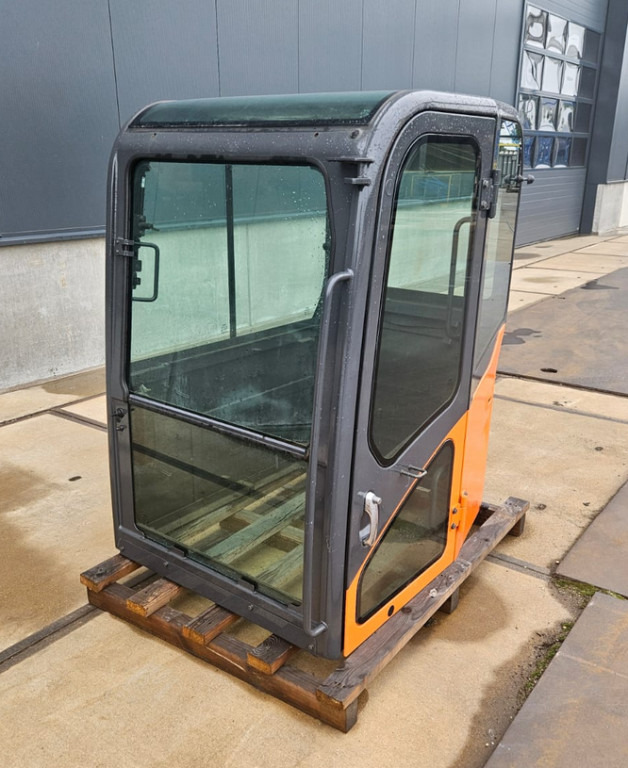 Doosan 220101-00070 - 220101-00074 - Cab for Construction machinery: picture 2 Doosan 220101-00070 - 220101-00074 - Cab for Construction machinery: picture 2