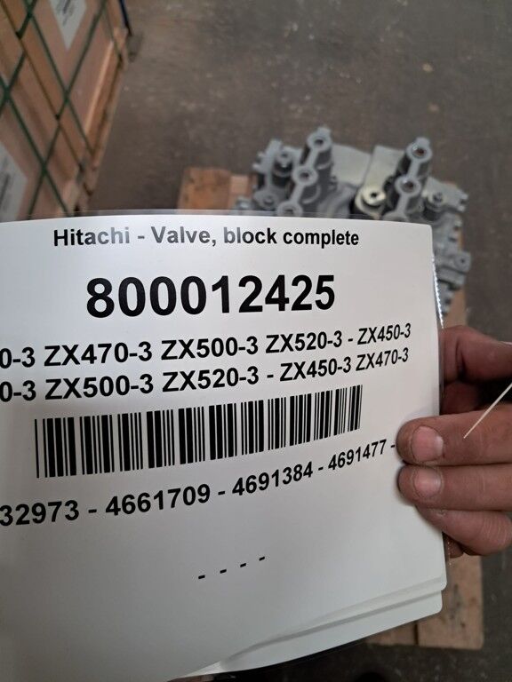 Hitachi 4632973 - Hydraulic valve for Construction machinery: picture 1 Hitachi 4632973 - Hydraulic valve for Construction machinery: picture 1