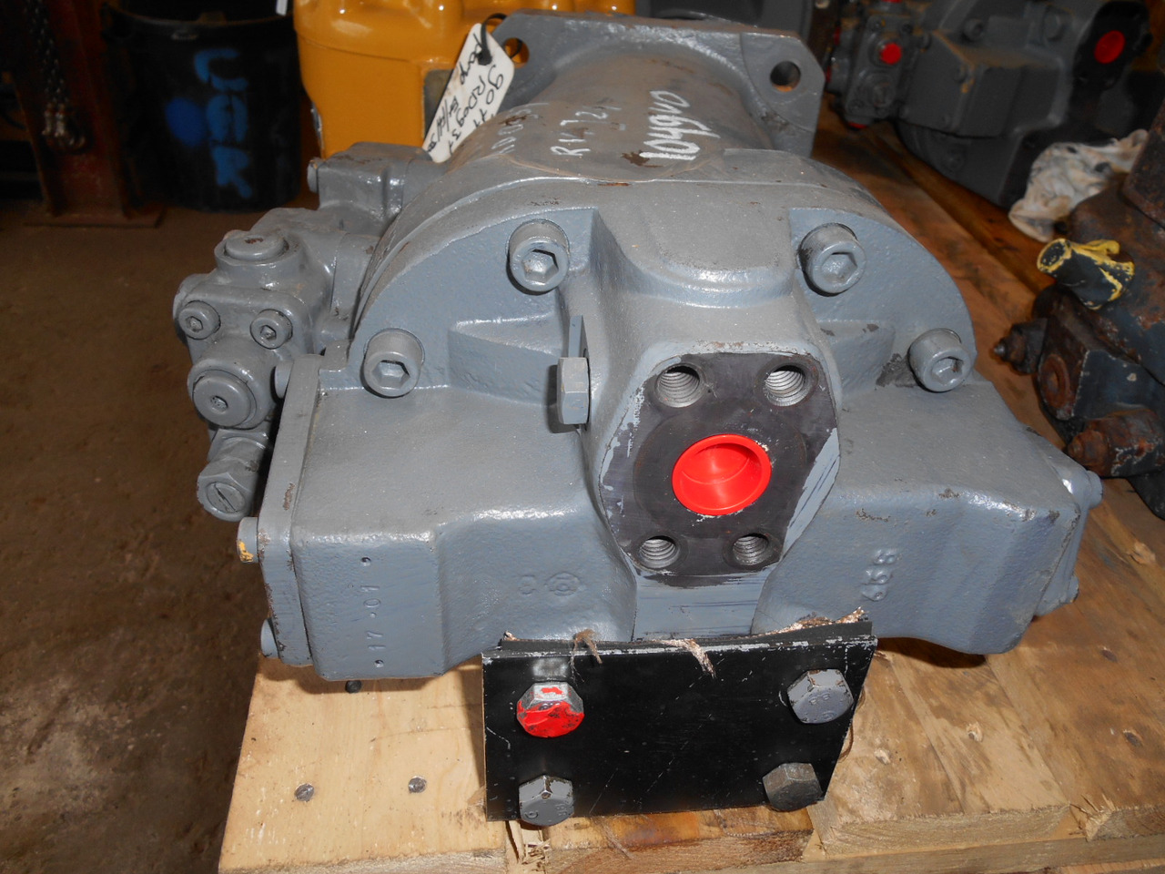 Hitachi 9077555 - - Hydraulic pump for Construction machinery: picture 2 Hitachi 9077555 - - Hydraulic pump for Construction machinery: picture 2
