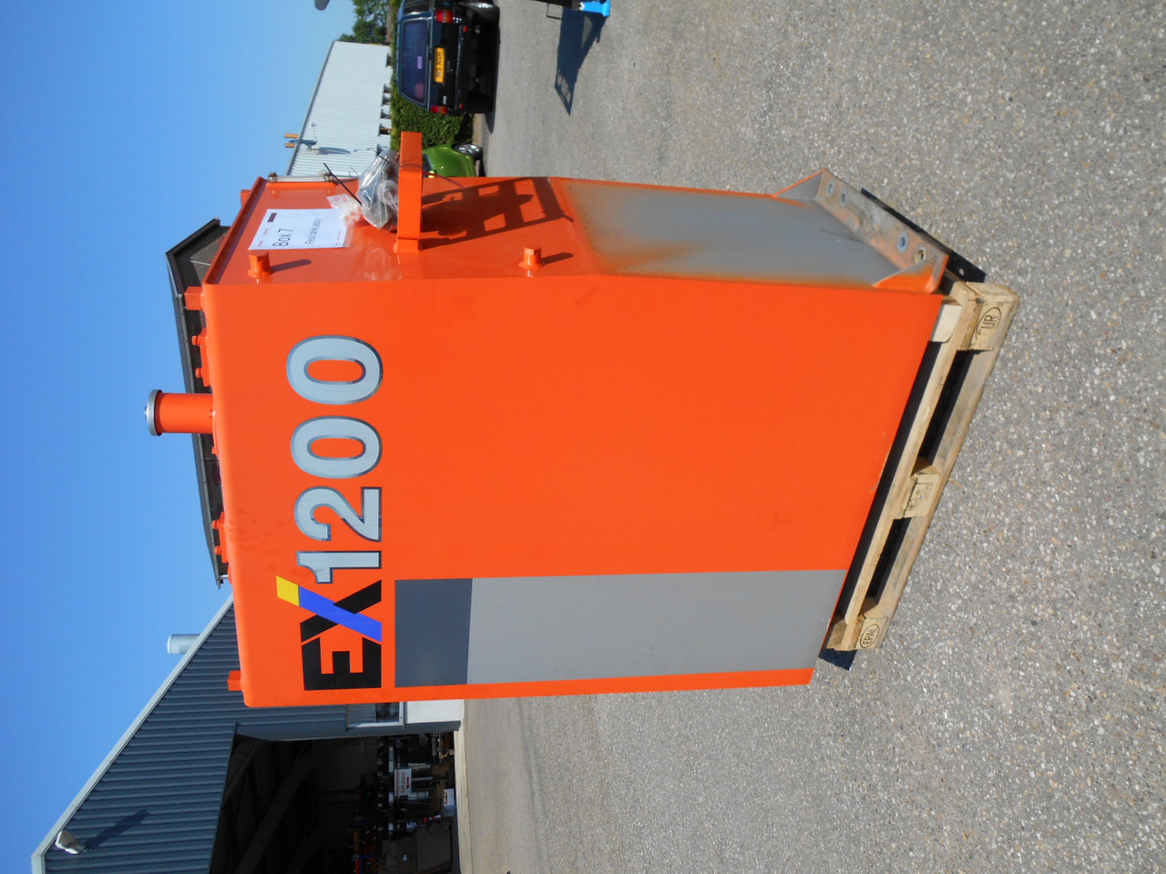 Hitachi EX1200-6 - 9278777 - Fuel tank for Construction machinery: picture 5 Hitachi EX1200-6 - 9278777 - Fuel tank for Construction machinery: picture 5