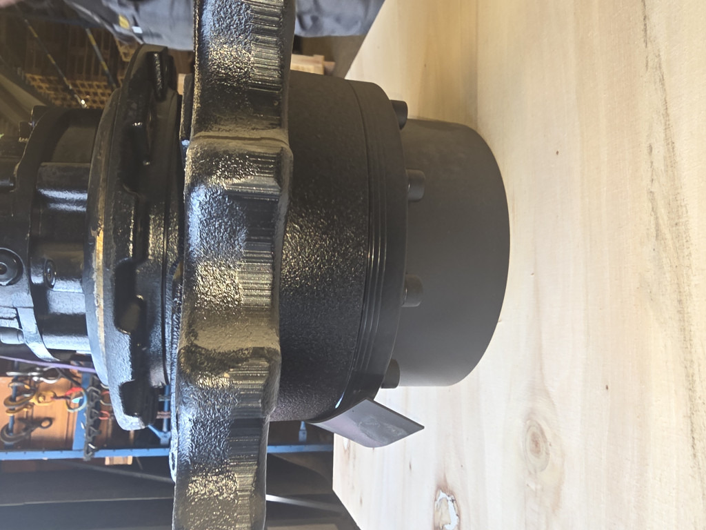 Hitachi YD60000921 - Final drive for Construction machinery: picture 4 Hitachi YD60000921 - Final drive for Construction machinery: picture 4