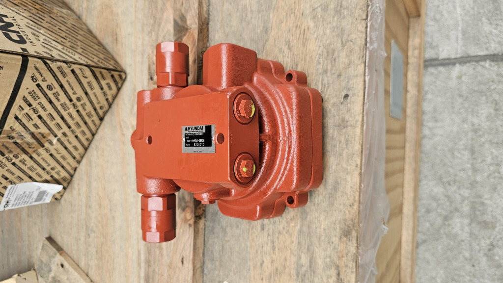 Hyundai XJDK-00081 - PCR-1B-05A-8943A - Swing motor for Construction machinery: picture 1 Hyundai XJDK-00081 - PCR-1B-05A-8943A - Swing motor for Construction machinery: picture 1