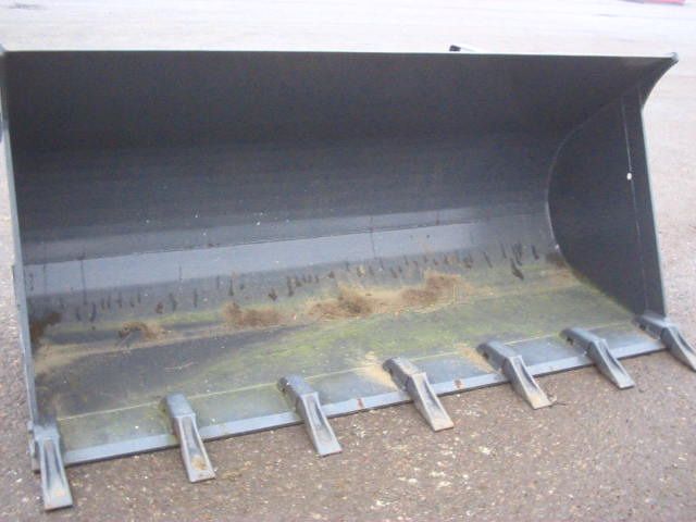 New Holland 4524966 - Loader bucket: picture 2 New Holland 4524966 - Loader bucket: picture 2