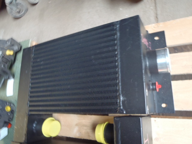 New Holland 6914286 - Intercooler for Construction machinery: picture 1 New Holland 6914286 - Intercooler for Construction machinery: picture 1