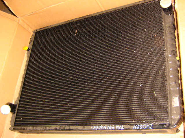 New Holland 71434060 - Radiator for Construction machinery: picture 1 New Holland 71434060 - Radiator for Construction machinery: picture 1