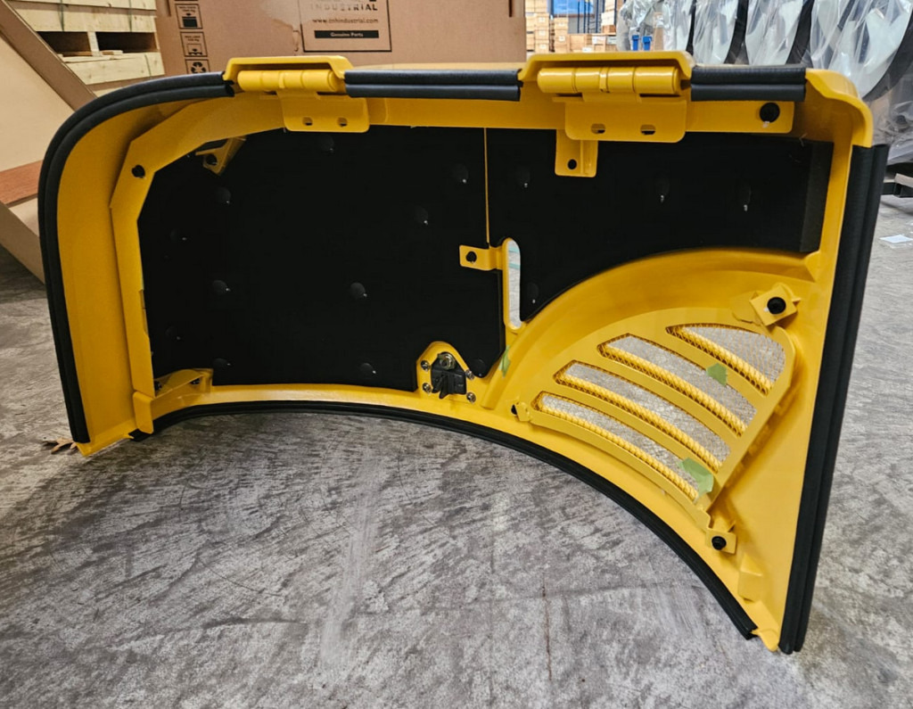 New Holland 7NMH-62002NH - 7NMH-62003CA - Body and exterior for Agricultural machinery: picture 3 New Holland 7NMH-62002NH - 7NMH-62003CA - Body and exterior for Agricultural machinery: picture 3