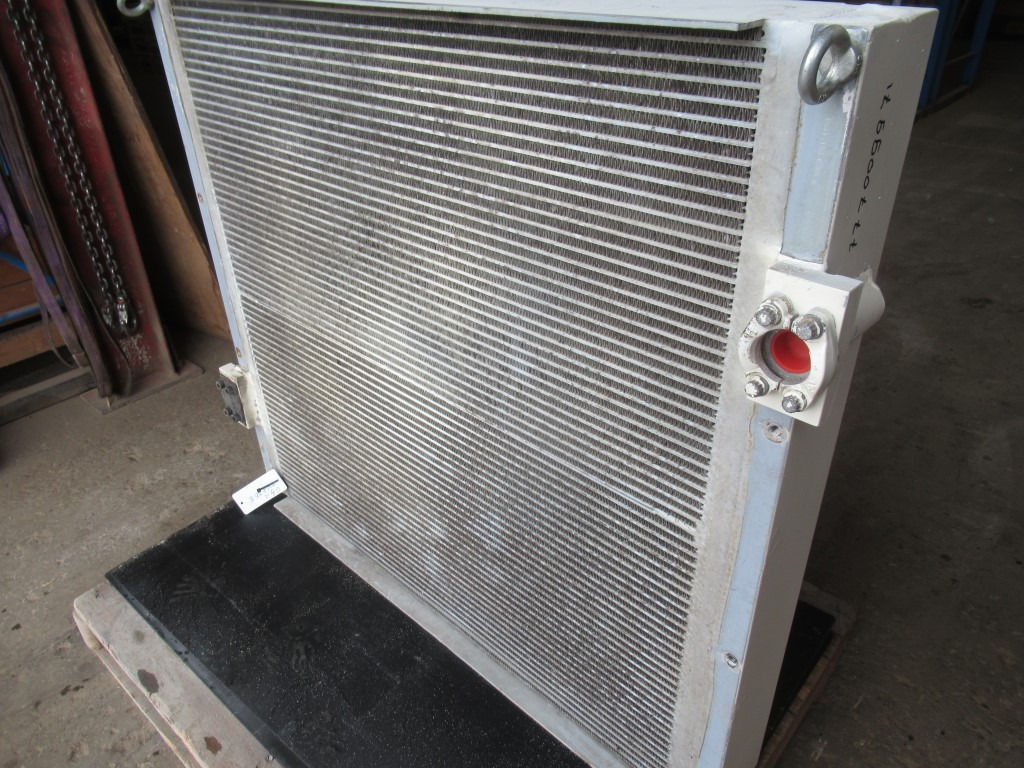 O&K 05111930110 - - Oil cooler for Construction machinery: picture 3 O&K 05111930110 - - Oil cooler for Construction machinery: picture 3