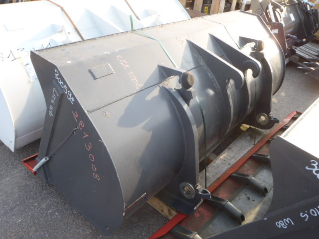 O&K L10.5 W80 - - Loader bucket: picture 1 O&K L10.5 W80 - - Loader bucket: picture 1