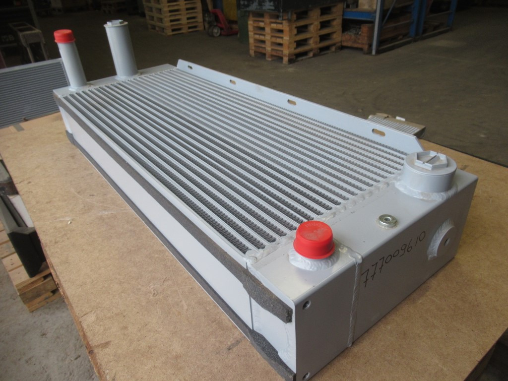 O&K L25.5 - - Oil cooler for Construction machinery: picture 3 O&K L25.5 - - Oil cooler for Construction machinery: picture 3