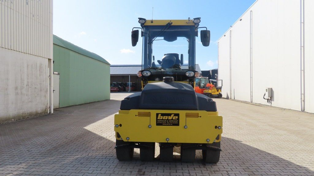 Pneumatic roller Bomag BW11 RH-5: picture 7
