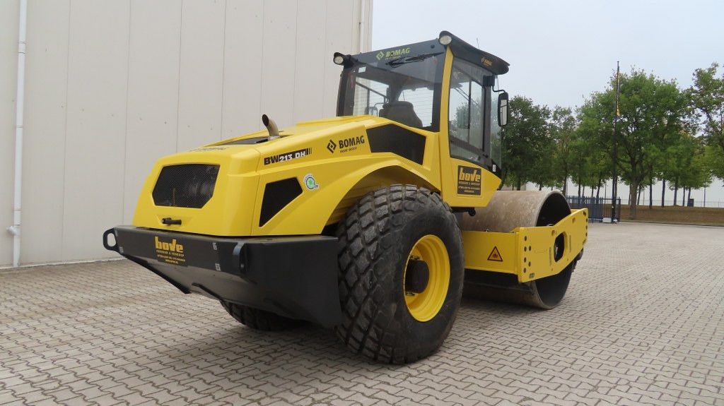 Bomag BW213 DH-5 - Compactor: picture 2 Bomag BW213 DH-5 - Compactor: picture 2