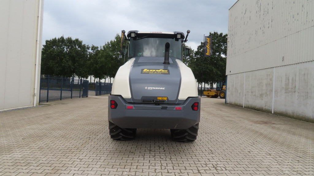 Dynapac CA3500PD - Compactor: picture 3 Dynapac CA3500PD - Compactor: picture 3