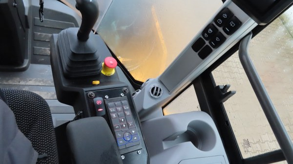 Compactor Volvo SD 135 B: picture 11 Compactor Volvo SD 135 B: picture 11