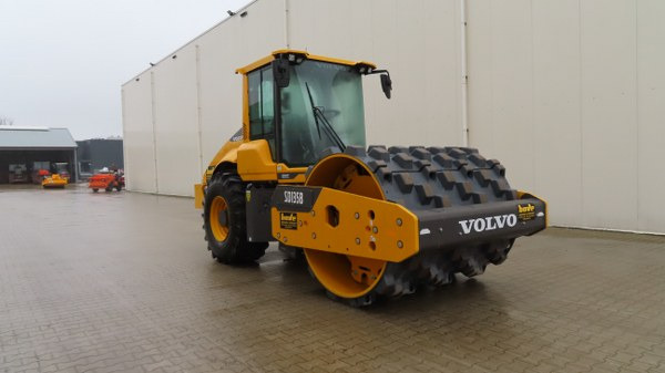 Compactor Volvo SD 135 B: picture 8 Compactor Volvo SD 135 B: picture 8