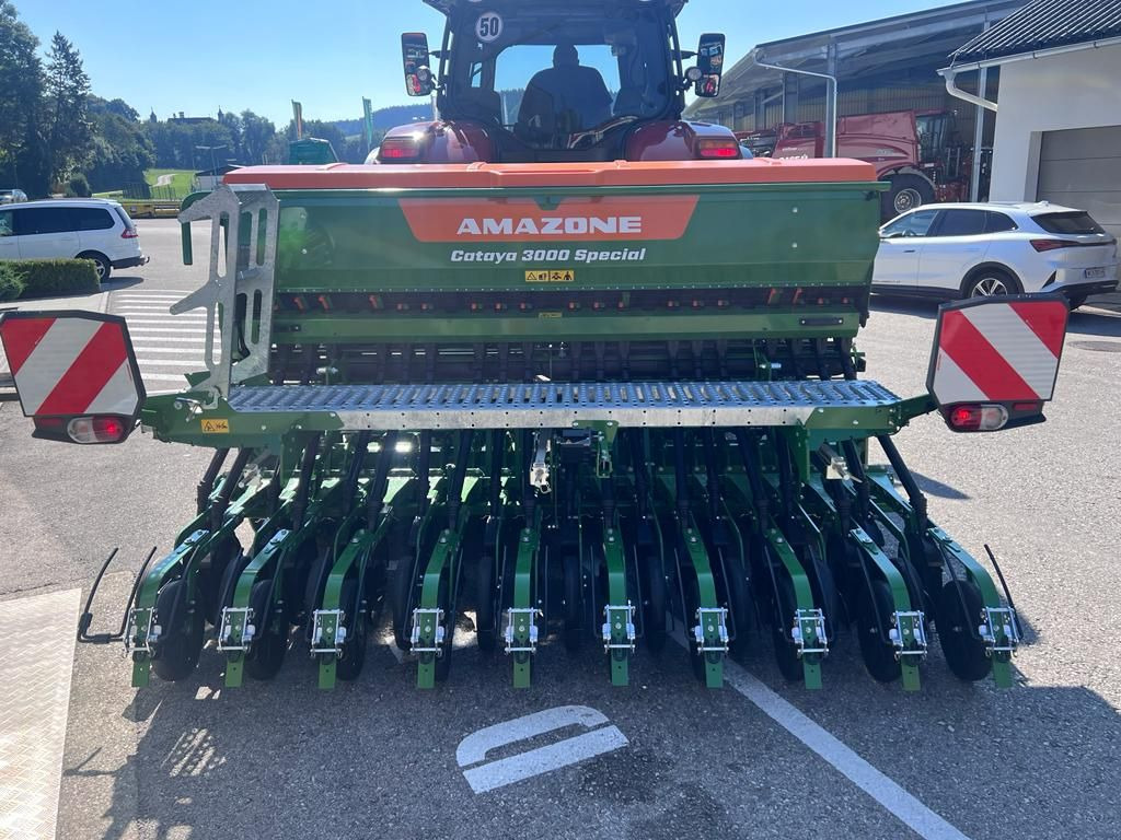 Amazone Amazone KE 3002-190 + CATAYA 3000 SPECIAL - Combine seed drill: picture 3 Amazone Amazone KE 3002-190 + CATAYA 3000 SPECIAL - Combine seed drill: picture 3