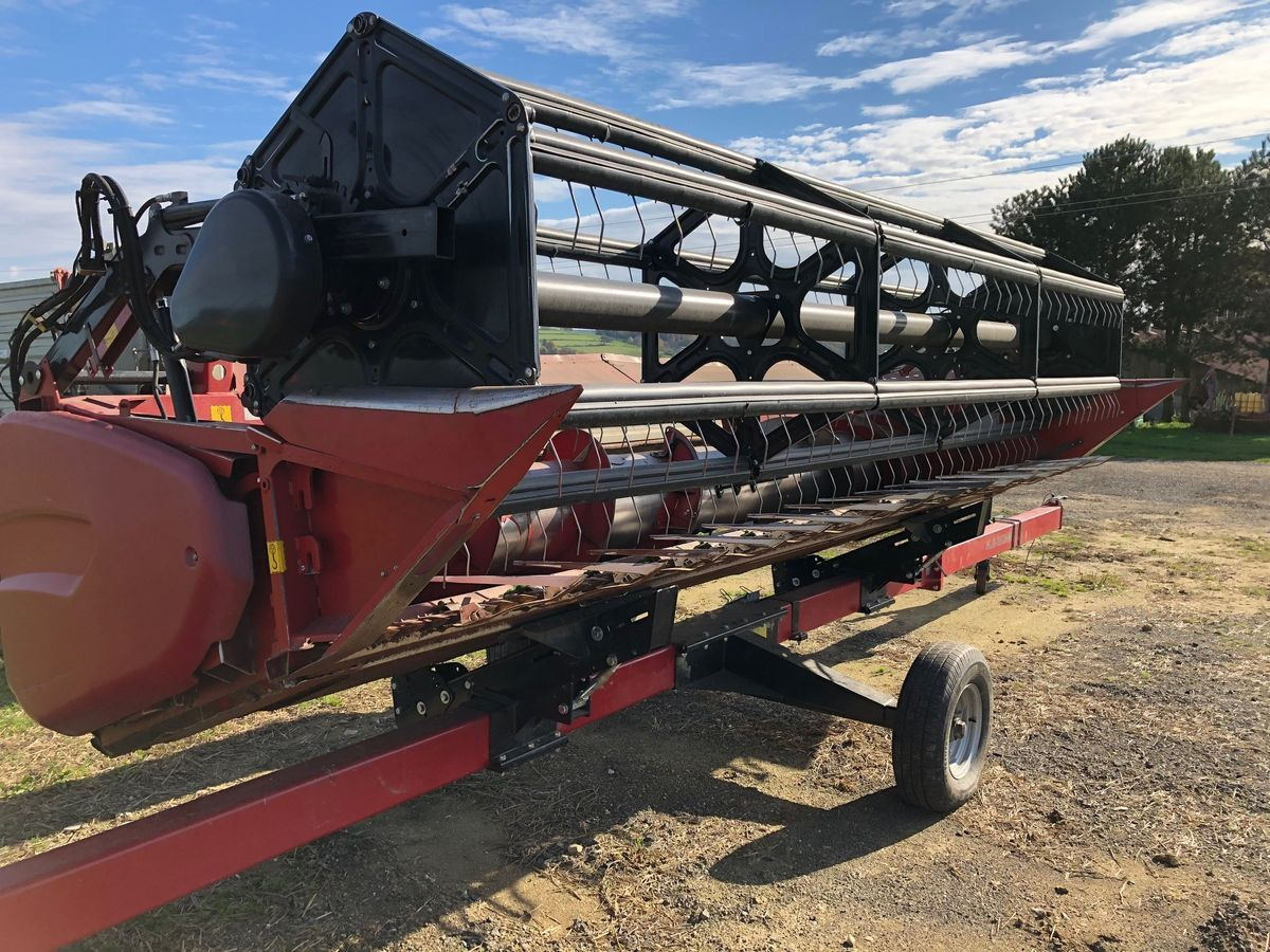 Case IH 3050 - 5,4m - Grain header: picture 2 Case IH 3050 - 5,4m - Grain header: picture 2