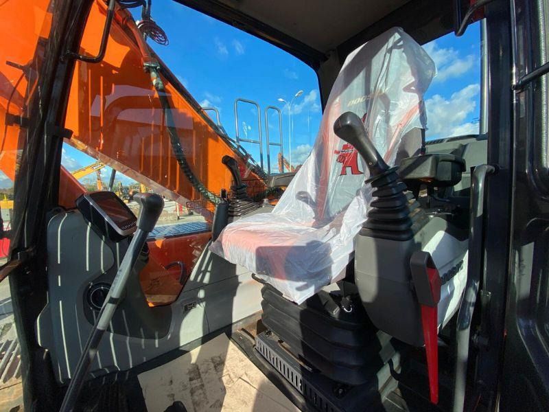 Doosan DX 225 LC - Crawler excavator: picture 5 Doosan DX 225 LC - Crawler excavator: picture 5