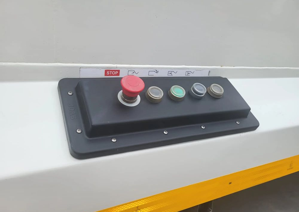 Garbage truck Volvo FE 320: picture 20 Garbage truck Volvo FE 320: picture 20