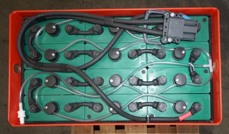 GRUMA 24 Volt 4 PzS 500 Ah - Battery for Material handling equipment: picture 3 GRUMA 24 Volt 4 PzS 500 Ah - Battery for Material handling equipment: picture 3