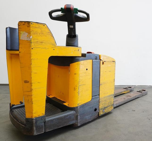 Jungheinrich ERE120 - Pallet truck: picture 1 Jungheinrich ERE120 - Pallet truck: picture 1