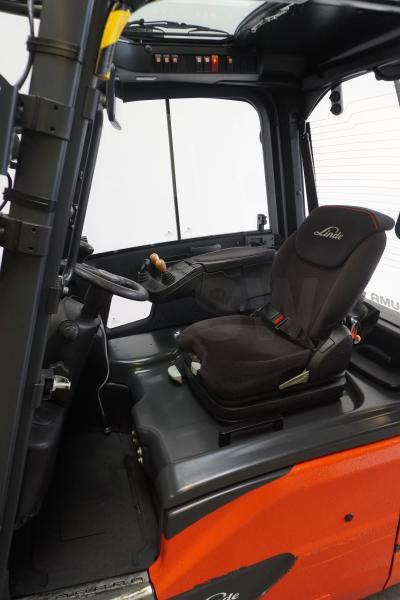 Linde E 18 L EVO 386-02 - Electric forklift: picture 3 Linde E 18 L EVO 386-02 - Electric forklift: picture 3
