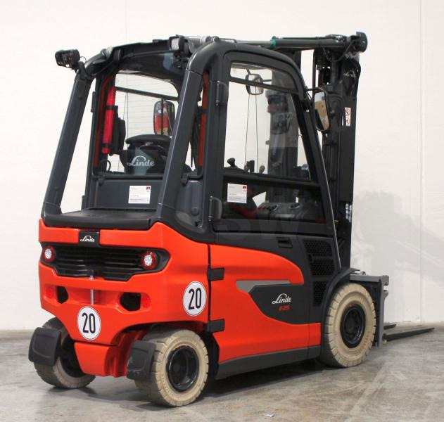 Linde E 25 1252 - Electric forklift: picture 2 Linde E 25 1252 - Electric forklift: picture 2