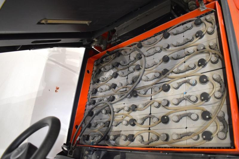 Linde E 30/600 H 387 - Electric forklift: picture 5 Linde E 30/600 H 387 - Electric forklift: picture 5