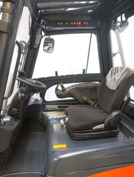Linde E 30/600 H 387 - Electric forklift: picture 3 Linde E 30/600 H 387 - Electric forklift: picture 3