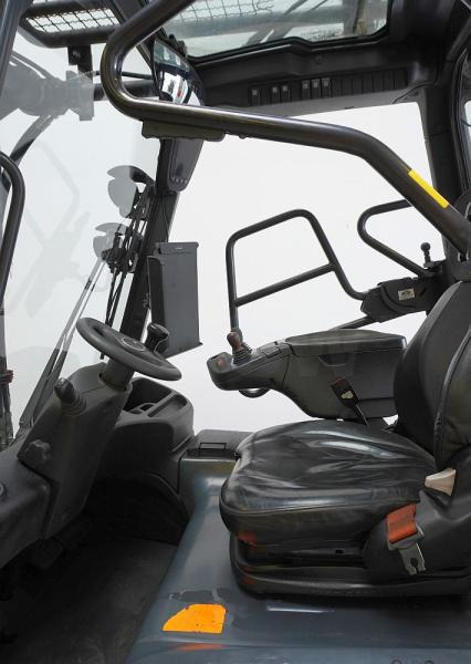 Linde E 30/600 H 387 - Electric forklift: picture 3 Linde E 30/600 H 387 - Electric forklift: picture 3