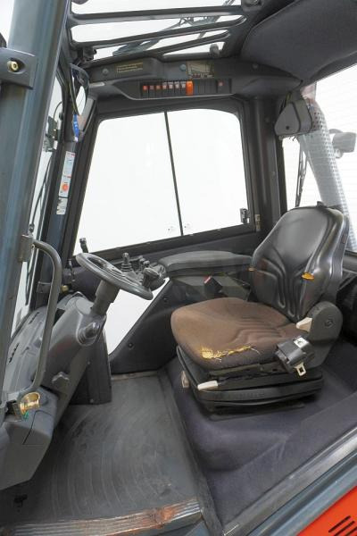 Linde H 20 D 392 - Diesel forklift: picture 3 Linde H 20 D 392 - Diesel forklift: picture 3