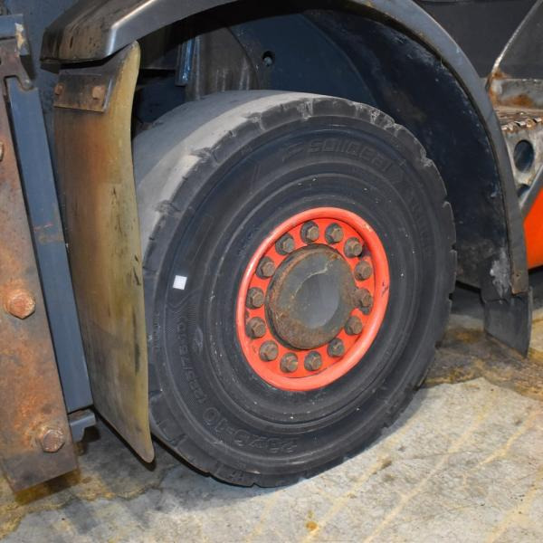 Linde H 25 D EVO 392-02 - Diesel forklift: picture 4 Linde H 25 D EVO 392-02 - Diesel forklift: picture 4