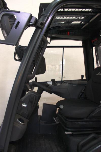 Linde H 30 T 1202 - LPG forklift: picture 4 Linde H 30 T 1202 - LPG forklift: picture 4