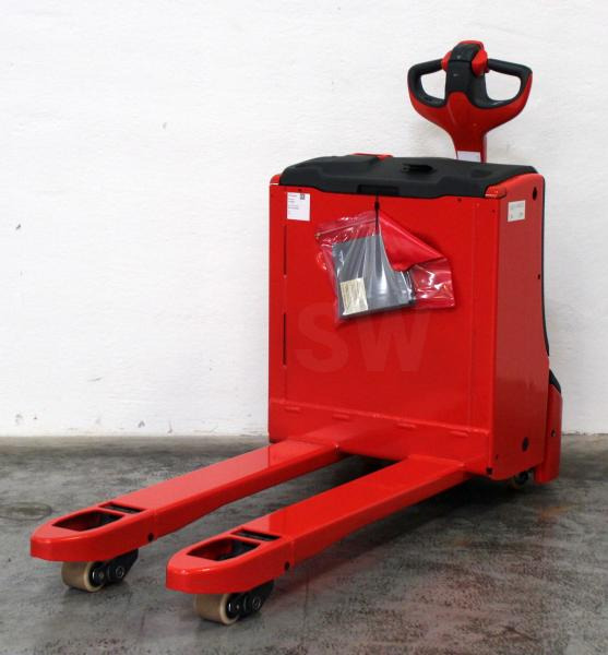 Linde T 16 1152-02 - Pallet truck: picture 2 Linde T 16 1152-02 - Pallet truck: picture 2