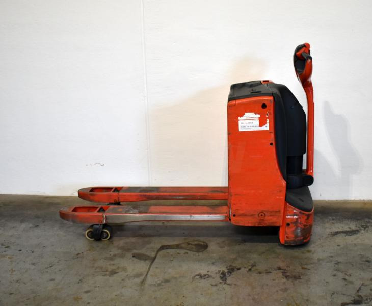 Linde T 18 1152-02 - Pallet truck: picture 3 Linde T 18 1152-02 - Pallet truck: picture 3