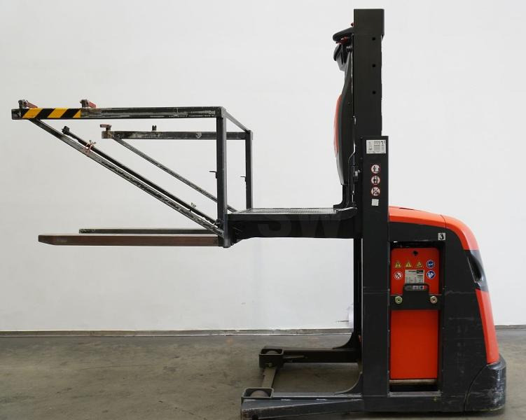 Linde V 10 5212 - Order picker: picture 4 Linde V 10 5212 - Order picker: picture 4
