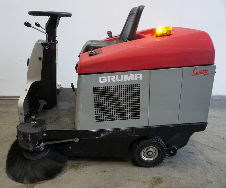 MOTOSCOPA SWEEPER SWEEP 71 V Plus - Industrial sweeper: picture 4 MOTOSCOPA SWEEPER SWEEP 71 V Plus - Industrial sweeper: picture 4