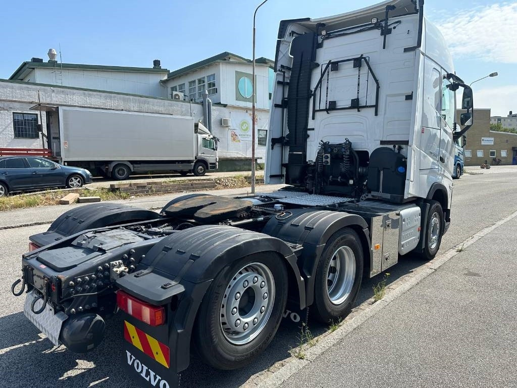 Leasing of Volvo FH 62 TT serie nr 2251  Volvo FH 62 TT serie nr 2251: picture 7