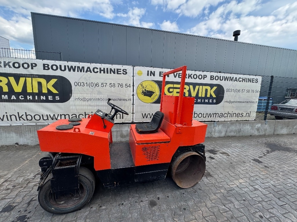 Case Vibromax 152k  - Compactor: picture 1 Case Vibromax 152k  - Compactor: picture 1