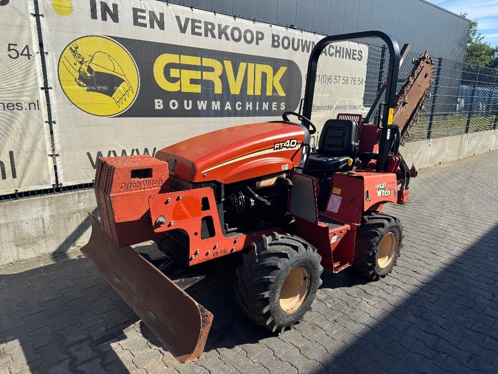 Ditch Witch RT 40 - Trencher: picture 1 Ditch Witch RT 40 - Trencher: picture 1