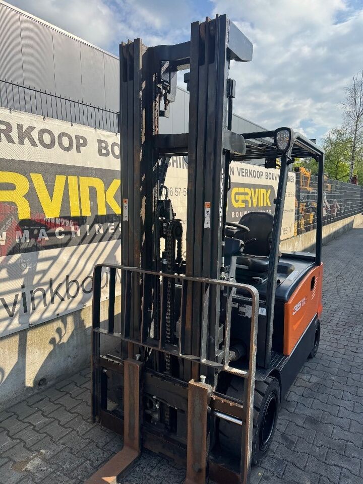 Doosan B 35 X-7 - Electric forklift: picture 3 Doosan B 35 X-7 - Electric forklift: picture 3