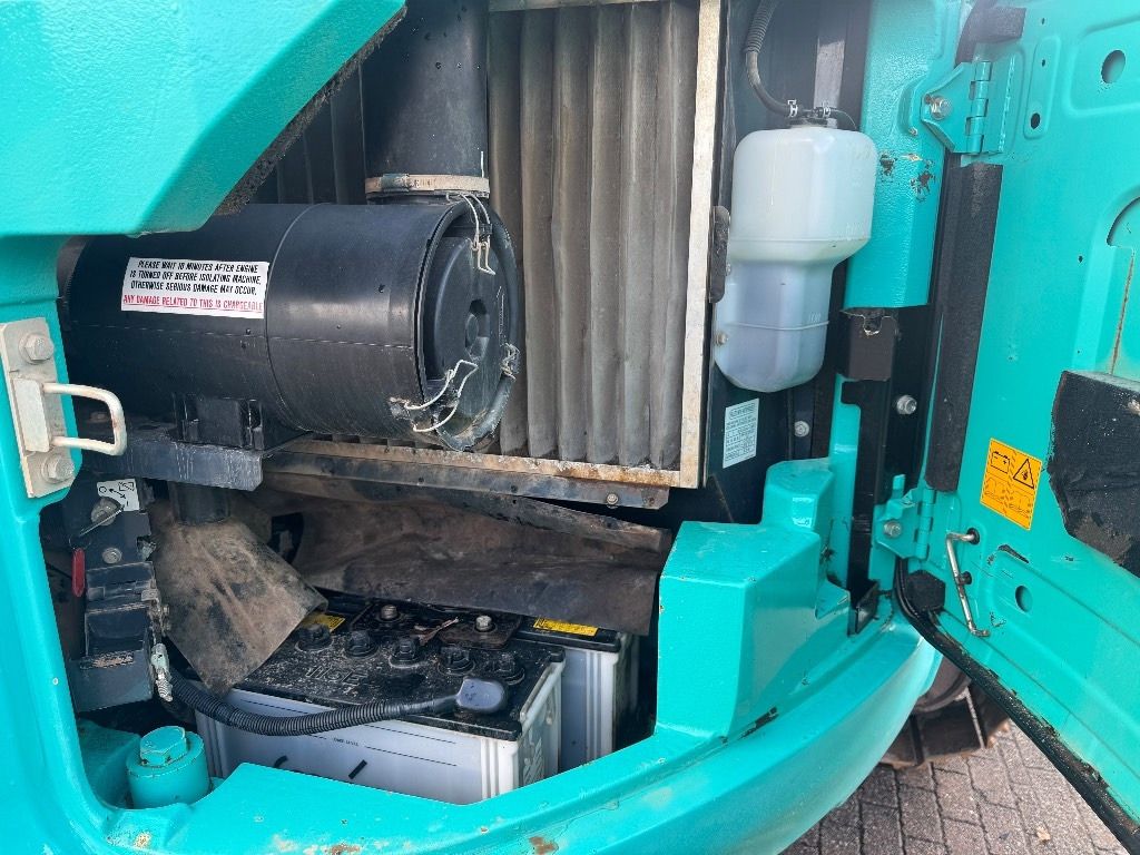 Kobelco SK 140 SRLC-5 - Crawler excavator: picture 4 Kobelco SK 140 SRLC-5 - Crawler excavator: picture 4
