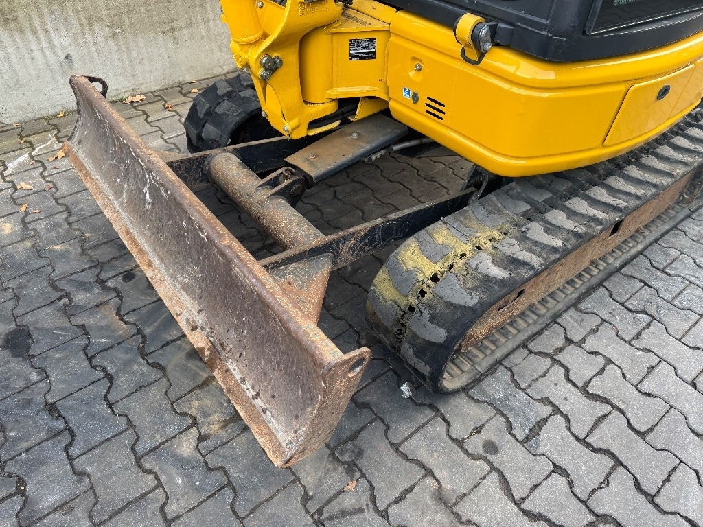 Komatsu PC 26 MR-3 - Mini excavator: picture 4 Komatsu PC 26 MR-3 - Mini excavator: picture 4